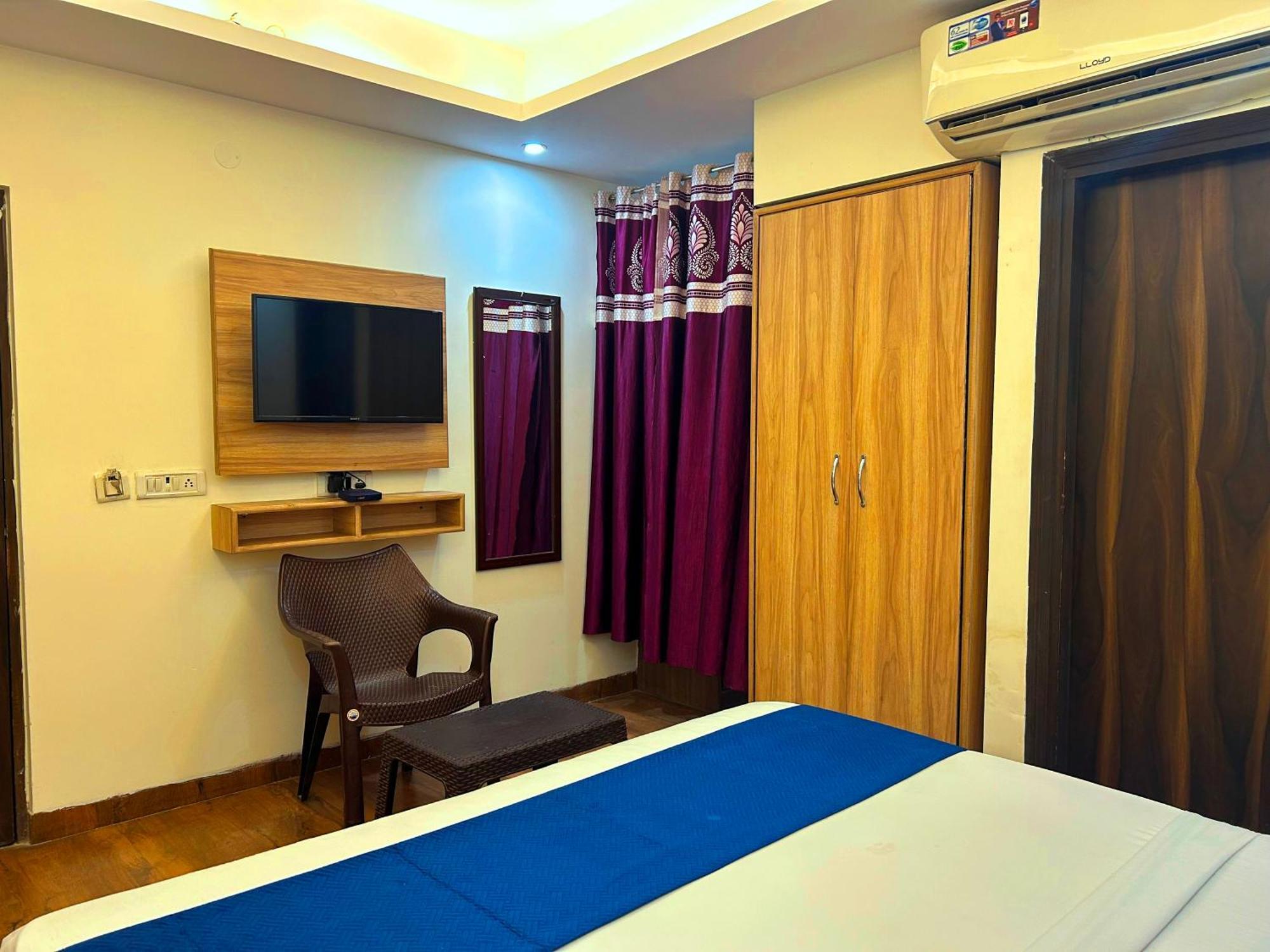 Hotel Golden Bliss At New Delhi International Airport Екстериор снимка